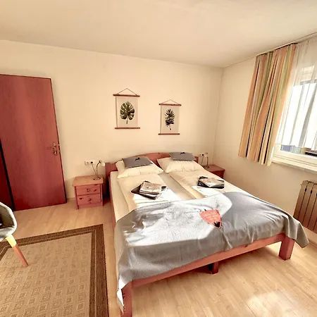 Haus Greif بيت خشبي